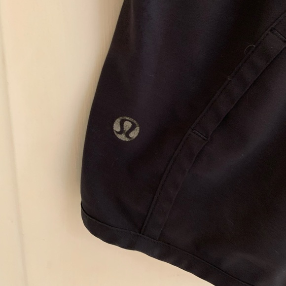 LULULEMON black Speed Up shorts - Picture 7 of 15